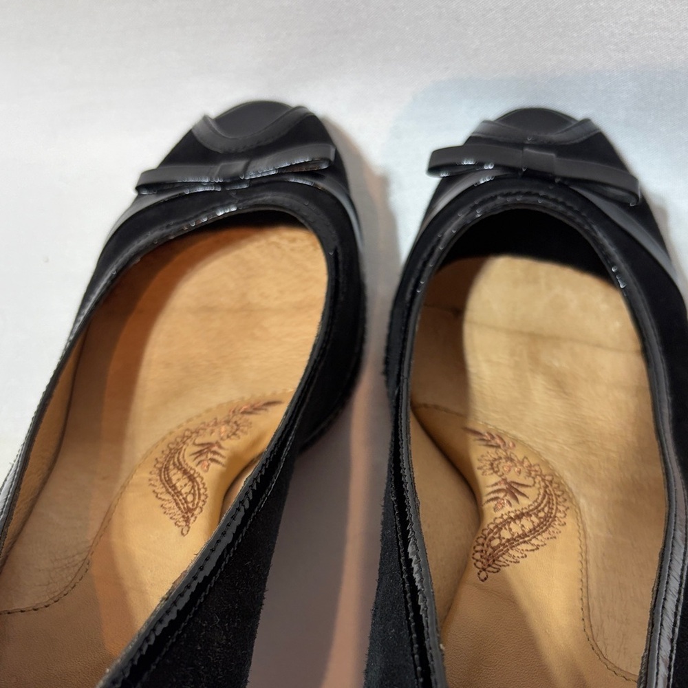 Sofft Black Brushed Suede Open-Toe Mid Heel Pumps with Bow Accent 8 M - Picture 7 of 11